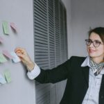 Ageismul: discriminarea despre care nu vorbește aproape nimeni